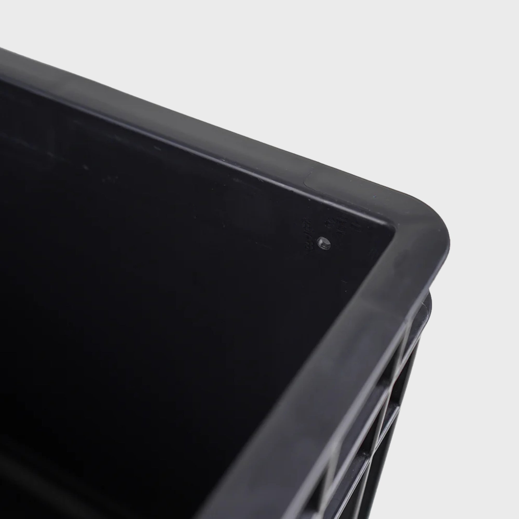 BOXIO SOLO | Eurobox with drill holes for BOXIO TOILET & WASH (without lid)