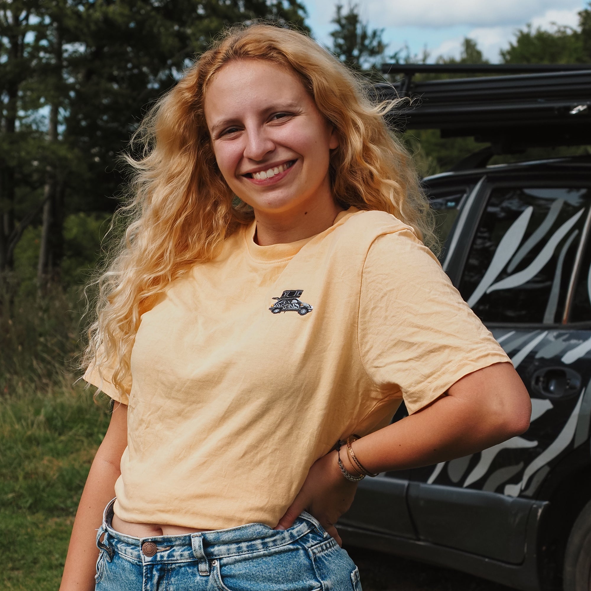 BOXIO x kommando.frei I T-shirt con ricamo